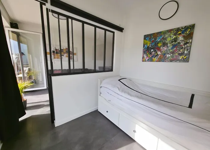 Apartment 2 Bed With Sea View