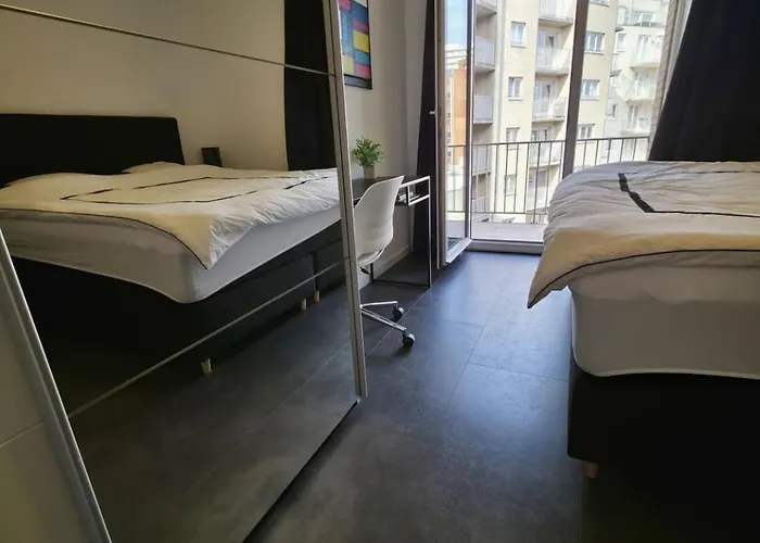 2 Bed With Sea View * Остенде